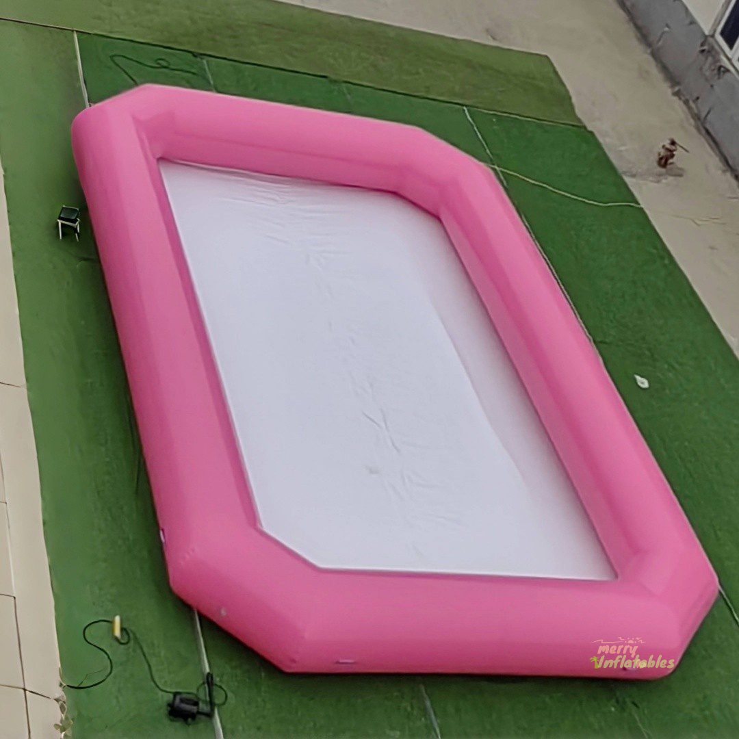 Pink pool 3_1