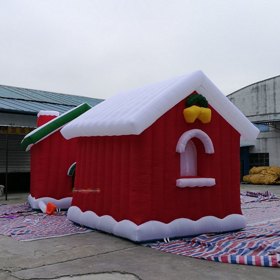 xmas house 4