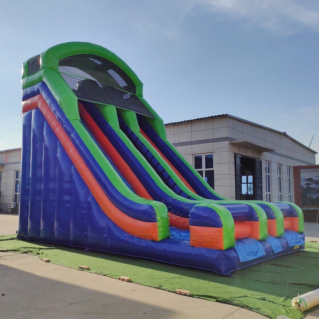 giant water slide 3