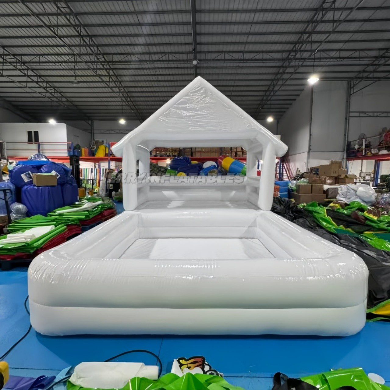 SOFA POOL 1