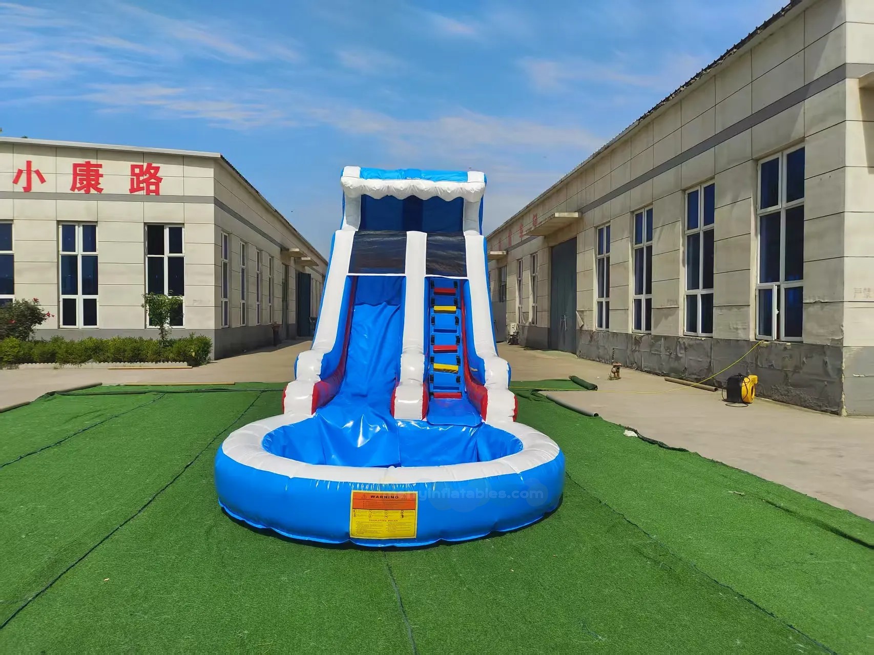 Blue slide with pool 3